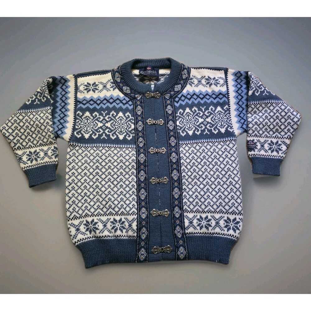 NORDSTRIKK Norway Sweater Men's Size XS 100% Wool Pewter Clasps Blue Fair Isle